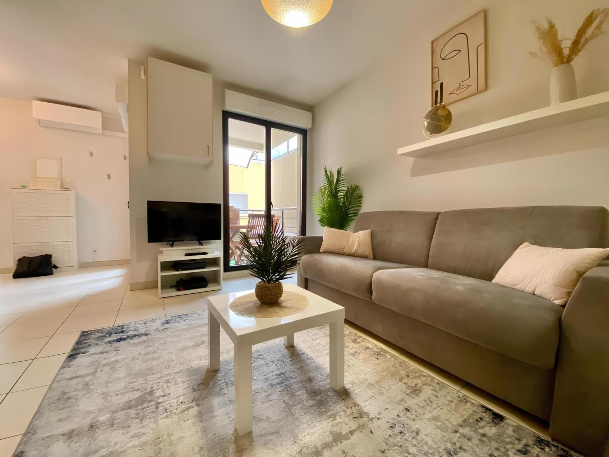 "L'Alhambra" Proche Gare Et Centre Apartment Menton Ngoại thất bức ảnh
